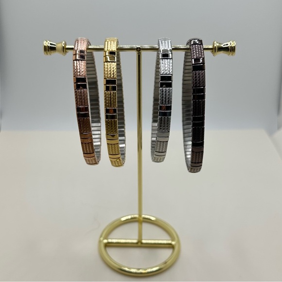 Classic Bracelet Set - Picture 4 of 4